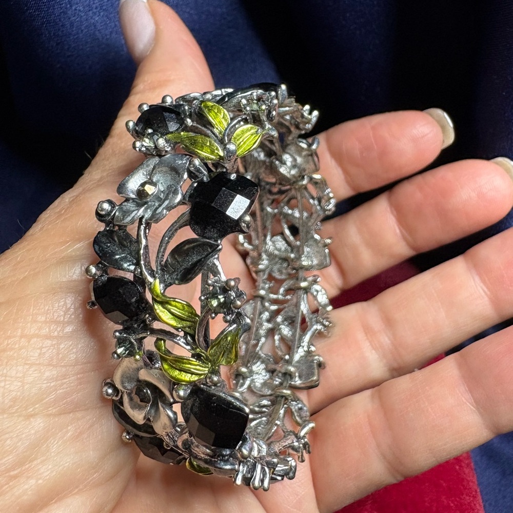 Bracelet Bangle Cuff Silver Floral Black Green Rose Leaves